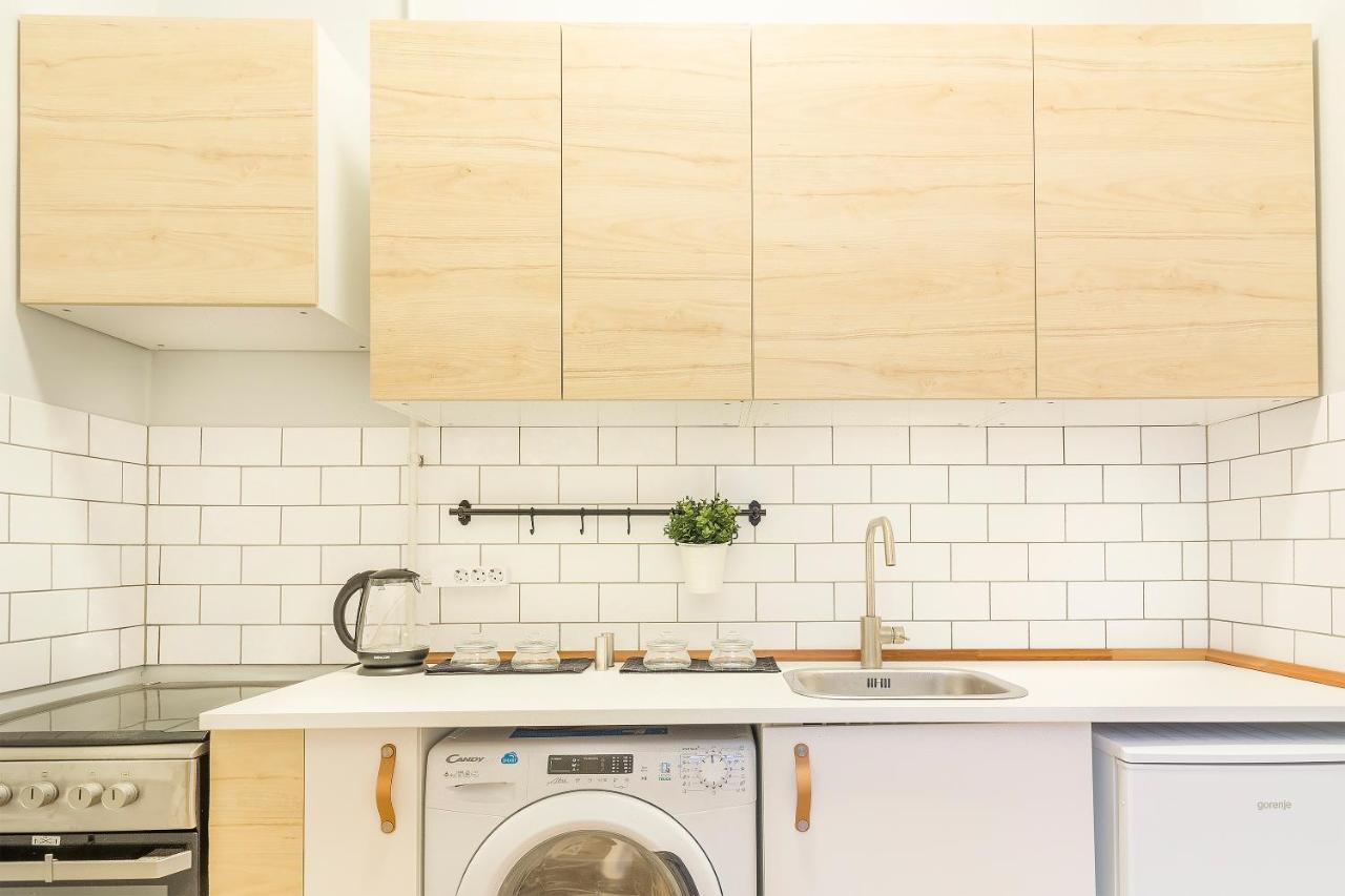 King93 Apartment In Central Budapest. — Photos 3